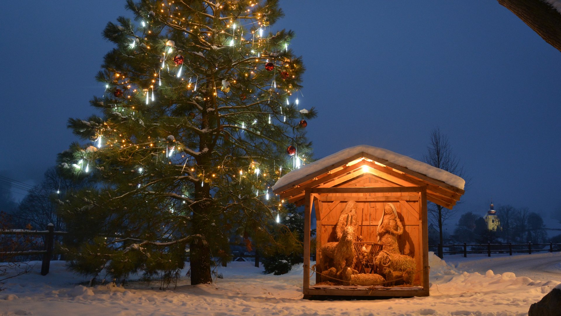 Pohled od Vápenky na Nový Chudobín